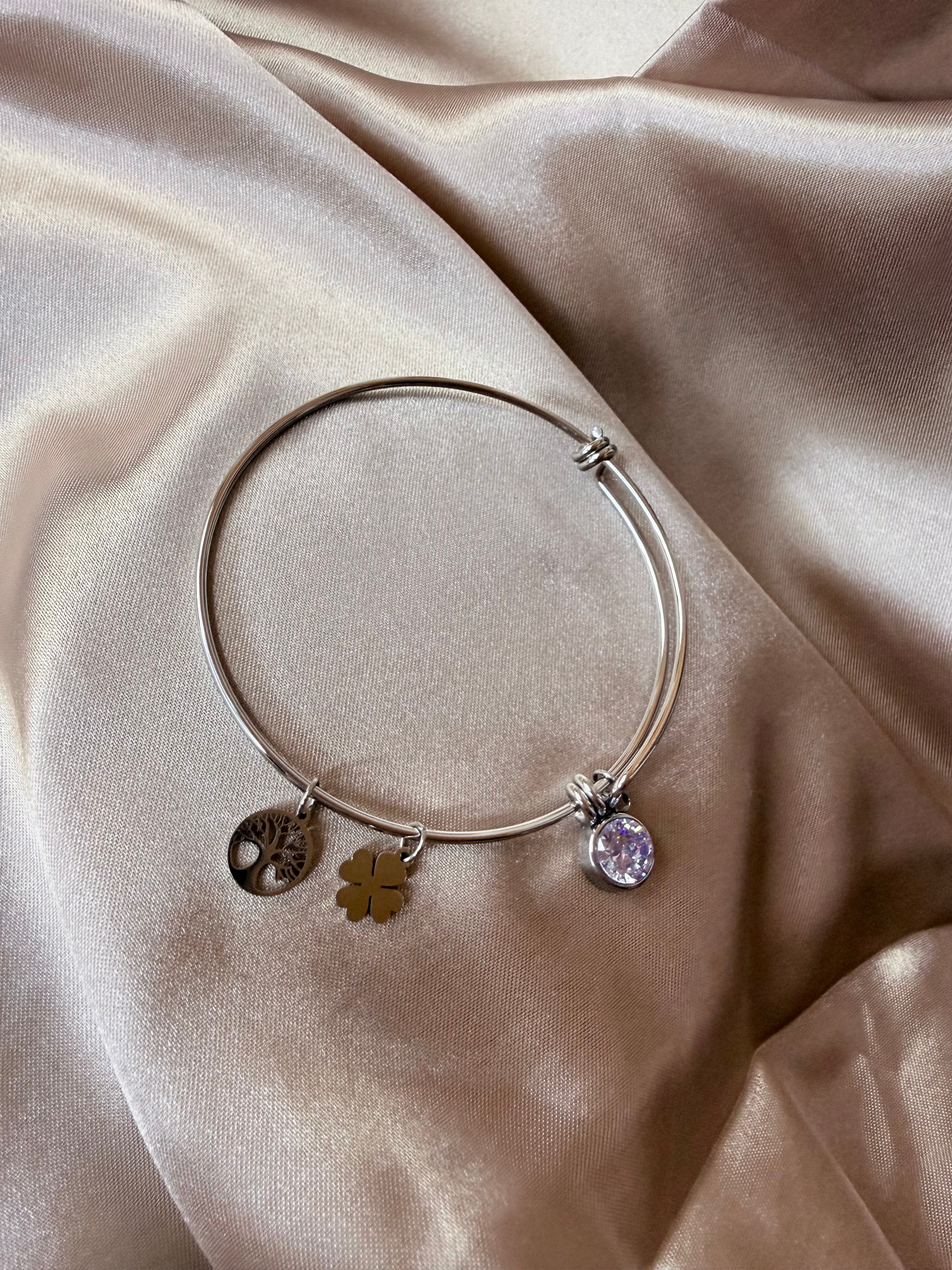 Bracelet argenté en acier inoxydable Charms symboliques