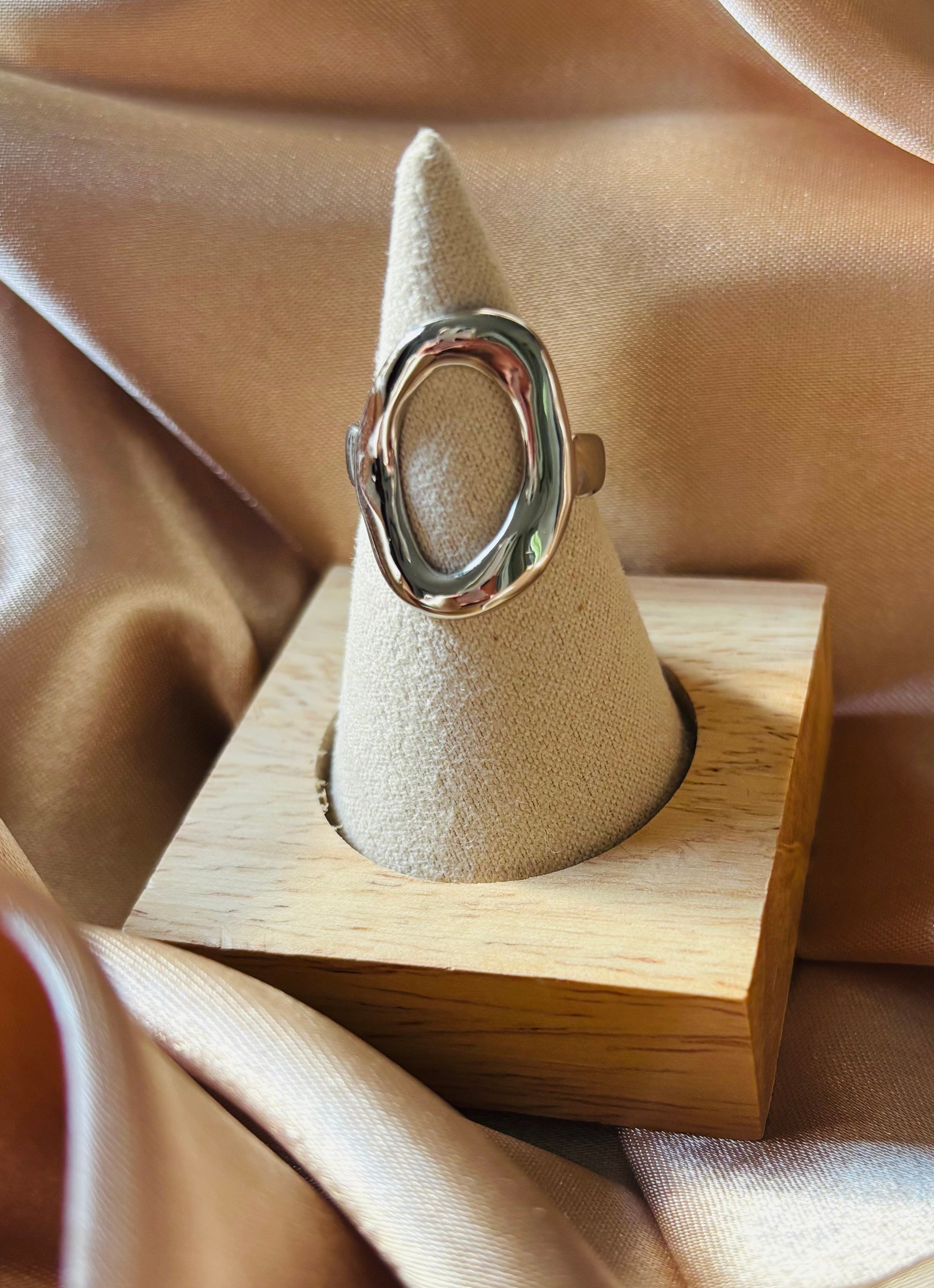 Bague ovale irrégulière en acier inoxydable argenté